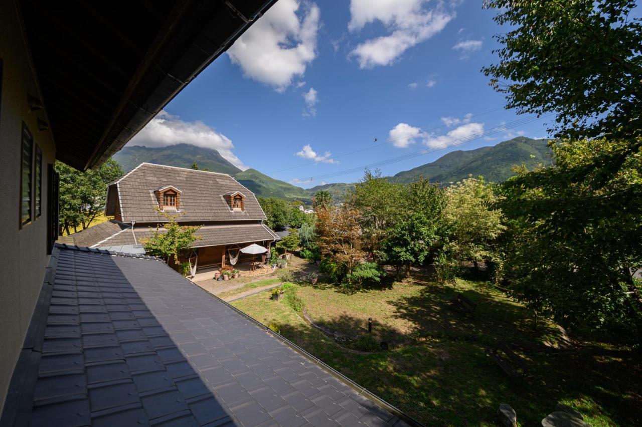 Yufuin Flora House Bed & Breakfast Dış mekan fotoğraf