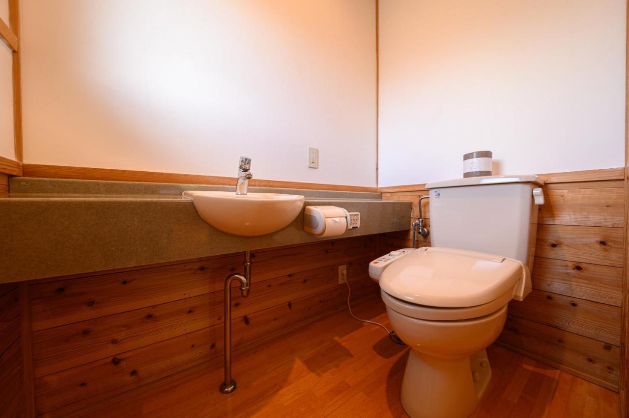 Yufuin Flora House Bed & Breakfast Dış mekan fotoğraf
